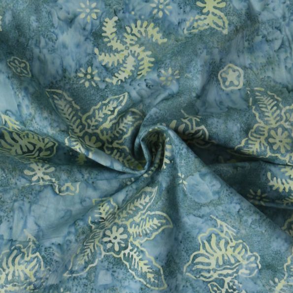 Tissu Coton imprimé Batik Azural sur fond Bleu gris - Par 10 cm