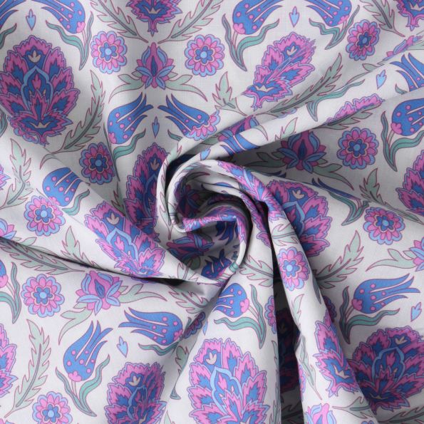 Tissu Coton imprimé indien Dahra sur fond Blanc - Par 10 cm