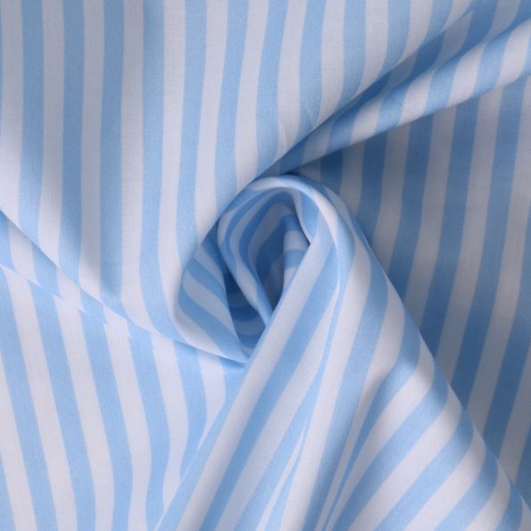 Tissu Coton imprimé rayé Lisalou sur fond Bleu layette - Par 10 cm