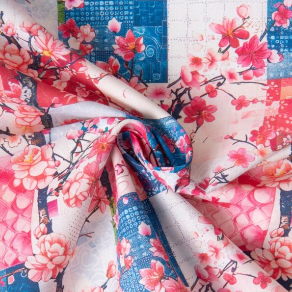 Tissu Coton imprimé Carreaux Bleu et Rose fleurs japonaise sur fond Blanc cassé - Par 10 cm