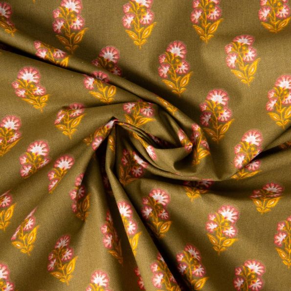 Tissu Coton imprimé Arty Anya fleurs Rose Blanc Ocre sur fond Vert kaki clair - Par 10 cm