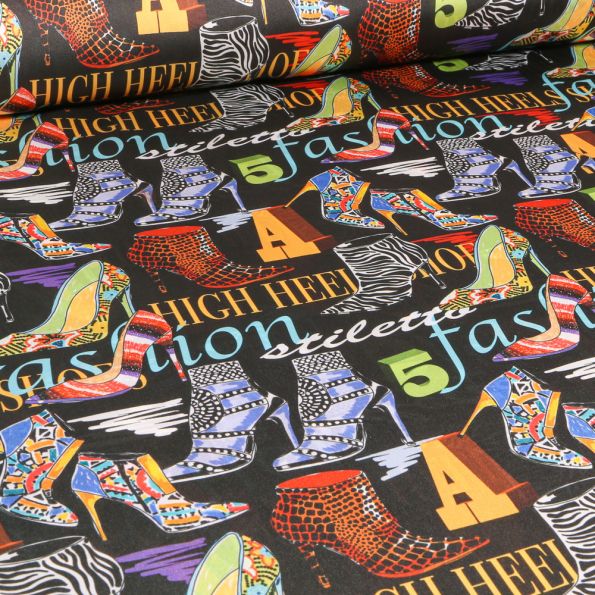 Tissu Satin imprimé Escarpins sur fond Noir - Par 10 cm