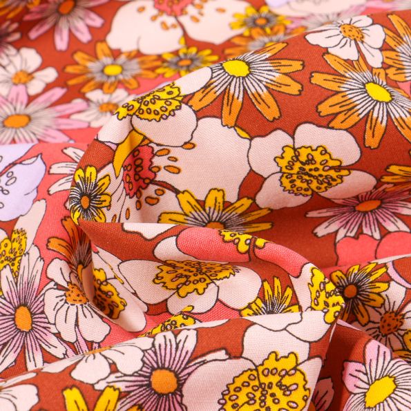 Tissu Viscose Arty Amber sur fond Terracotta - Par 10 cm