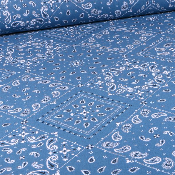 Tissu Coton imprimé Arty Paisley sur fond Bleu - Par 10 cm