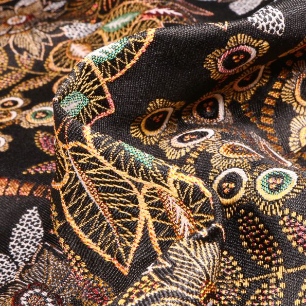 Tissu Jacquard Parade sur fond Noir - Par 10 cm