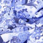 Tissu Coton imprimé QT Fabrics Cat & flowers sur fond Bleu