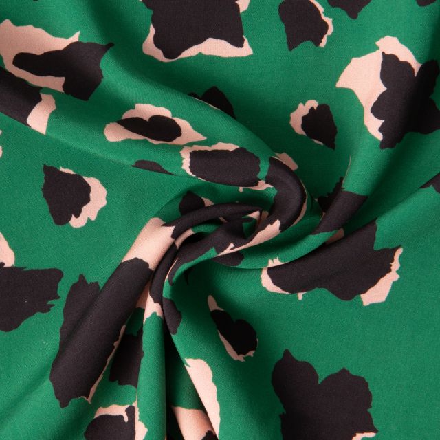 Tissu Viscose Tacheté sur fond Vert