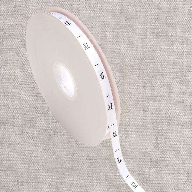 Ruban étiquettes 10 mm Taille XL sur fond Blanc