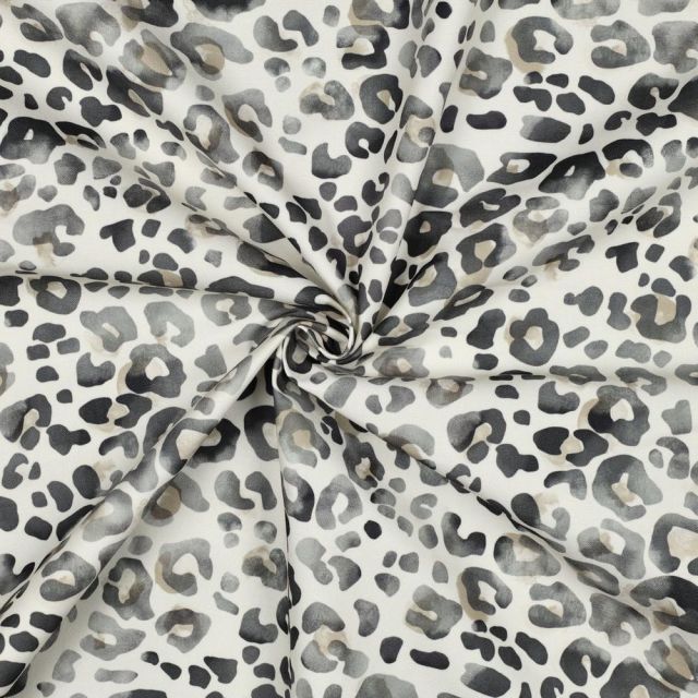 Tissu Déperlant impression digital léopard brumeux sur fond Blanc cassé