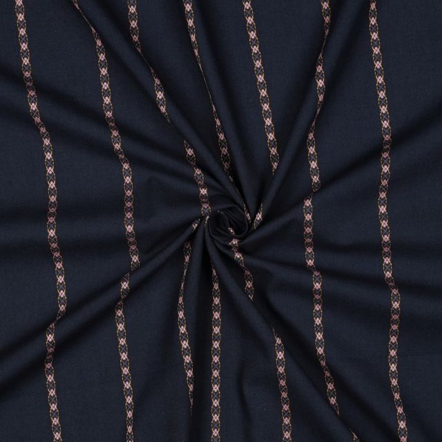 Tissu Voile de Coton Jacquard Olivia fines rayures brodées sur fond Bleu marine