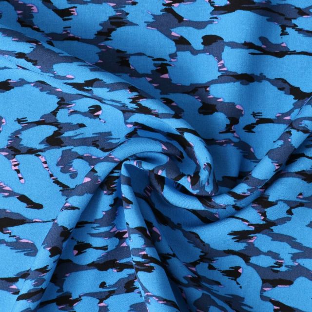 Tissu Viscose  Cobalia motifs abstraits Noirs sur fond Bleu levos