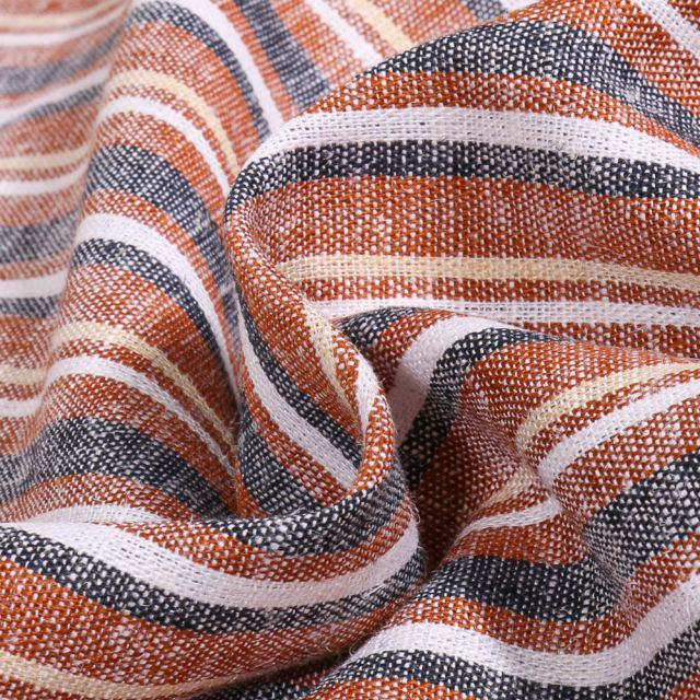 Tissu Lin Viscose Pierrick sur fond Terracotta
