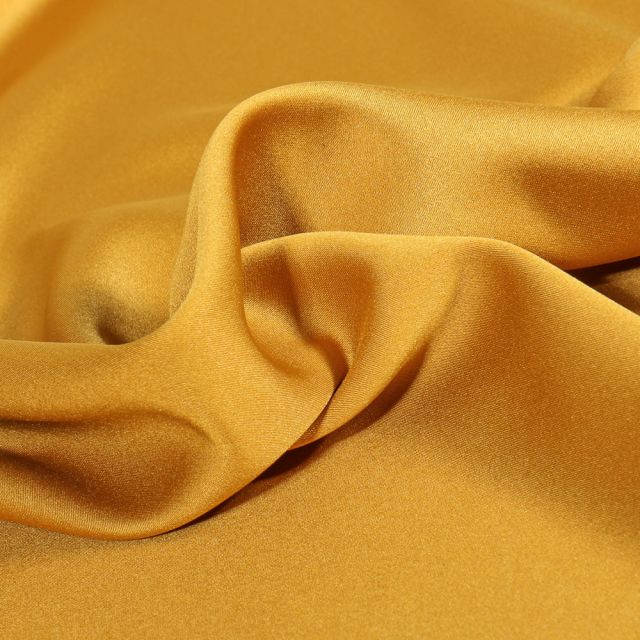 Tissu Micro Satin Royal toucher soie uni Jaune moutarde