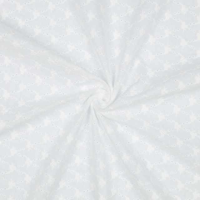 Tissu Coton brodé festonné Adèle Blanc pur