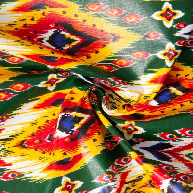 Tissu Wax africain n°661 sur fond Vert