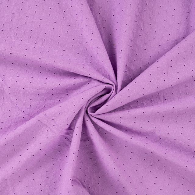 Tissu Coton brodé ajouré Fleuris sur fond Violet
