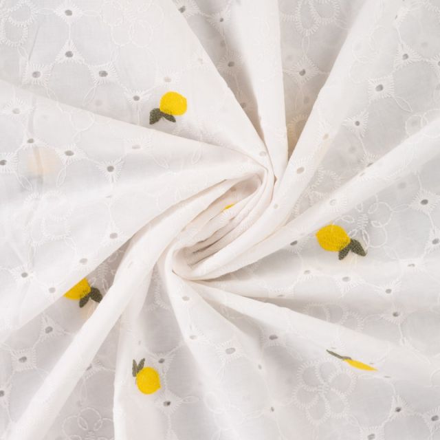 Tissu Voile de Coton brodé ajouré Limoncello citrons sur fond Blanc