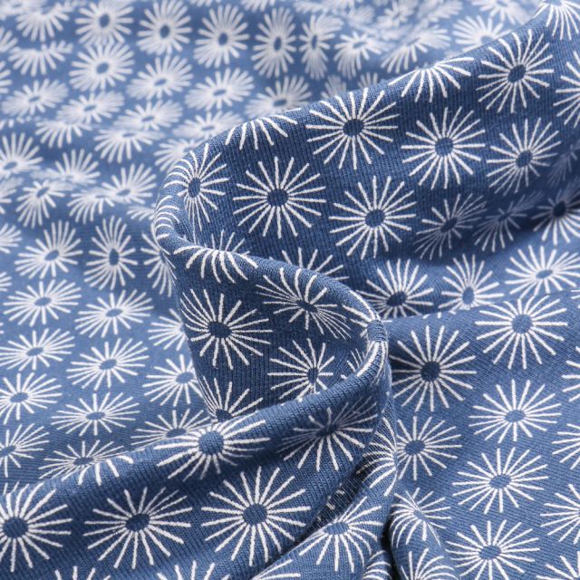 Coupon Tissu Jersey Coton Camille Soleils sur fond Bleu denim - Coupon de 20 cm