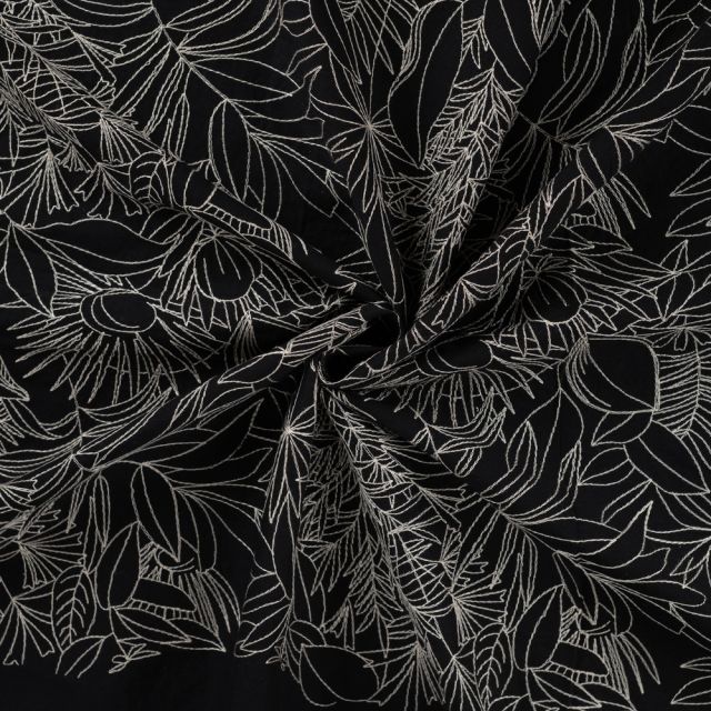 Tissu Coton brodé imprimé Floral sur fond Noir