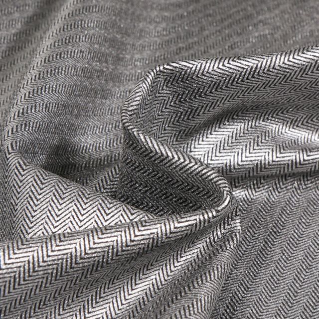 Tissu Jersey Milano Chevrons métallisés argent sur fond Noir