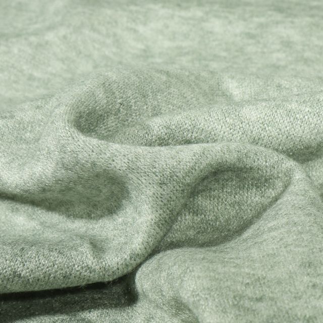 Coupon Tissu Maille Heavy chiné sur fond Vert pâle - Coupon de 90 cm