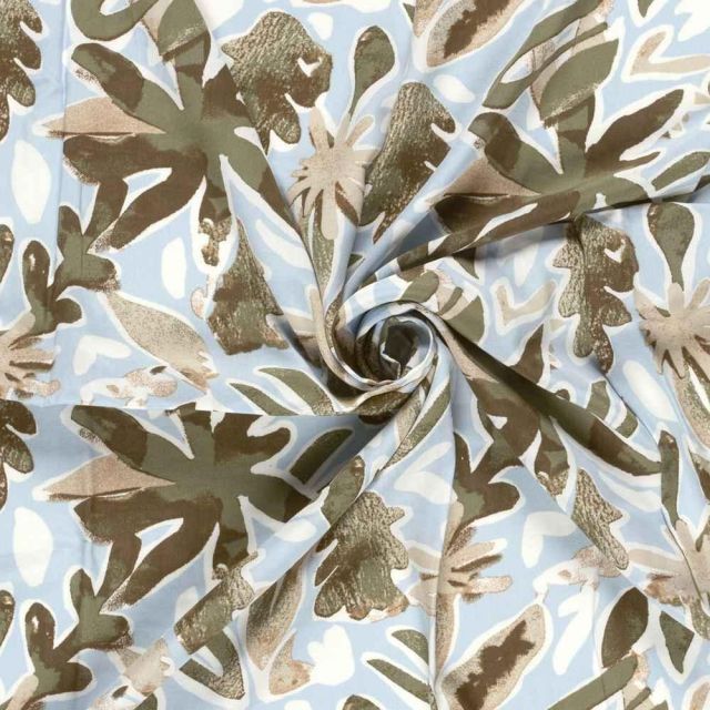 Tissu Viscose imprimé digital Léonie herbier Kaki et Beige sur fond Bleu ciel
