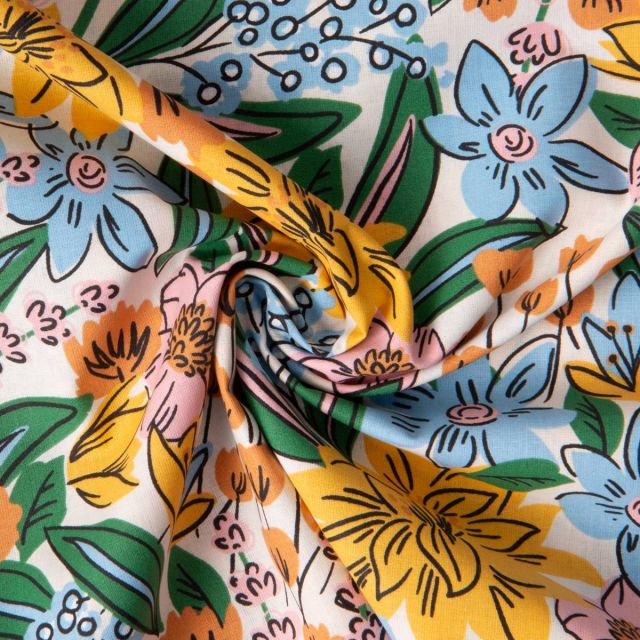 Tissu Coton imprimé Arty Grandes fleurs Camille sur fond Rose pâle