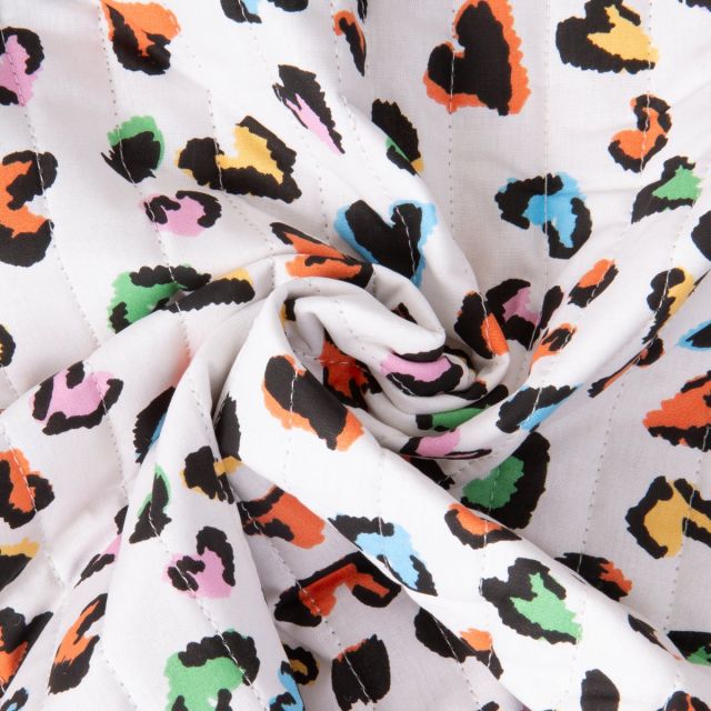 Tissu Coton Matelassé réversible Love cours multicolore sur fond Blanc