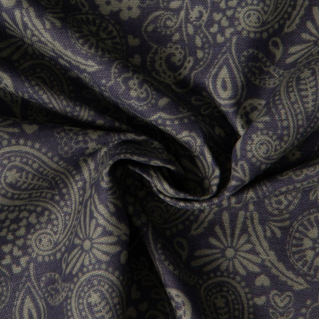 Tissu Toile de Coton Demi Natté Cachemire vert sur fond Bleu marine