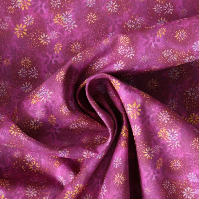 Tissu Coton imprimé  fleuris Lilianah sur fond Prune
