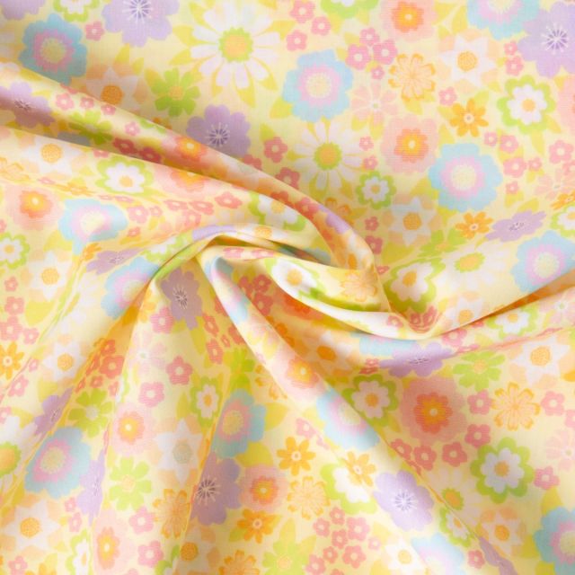 Tissu Popeline de Coton légère Petites fleurs multicolores sur fond Jaune pastel