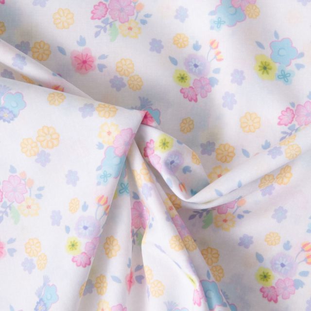 Tissu Popeline de Coton légère Petites fleurs pastel aquarelle multicolores sur fond Blanc