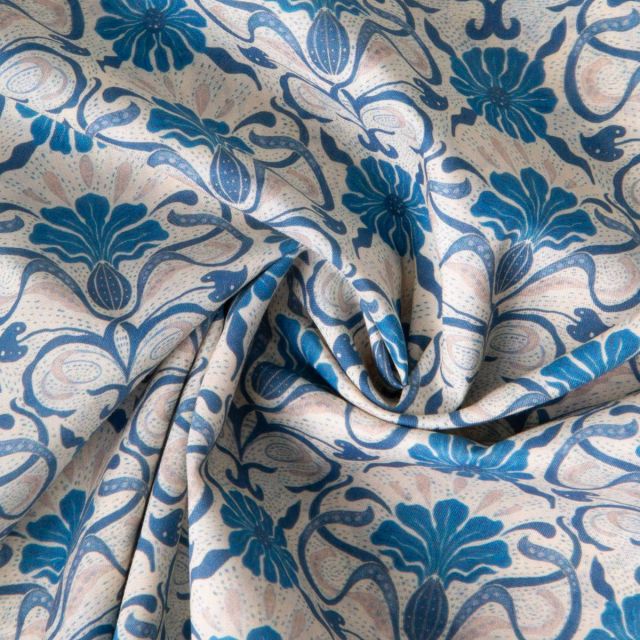 Tissu Popeline de Coton Arabesque florale bleu sur fond Ecru