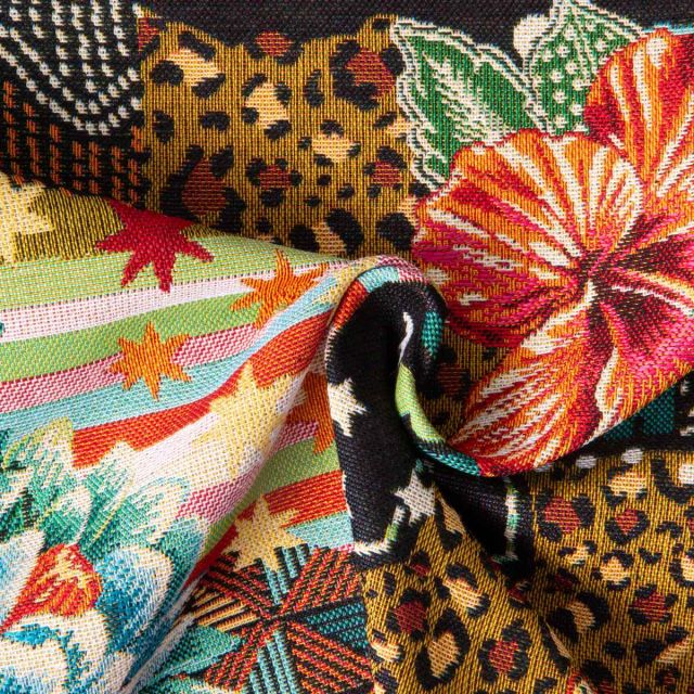 Tissu Jacquard Bossa-Nova Allover motif baroque tropical sur fond Noir