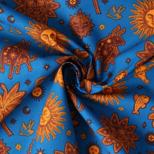 Tissu Popeline de Coton  Cassiopée motif cosmique Jaune safran sur fond Bleu roi