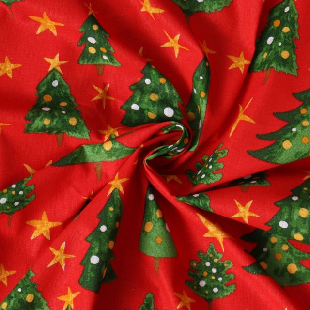 Tissu Popeline de Coton  Solveig sapins Verts sur fond Rouge