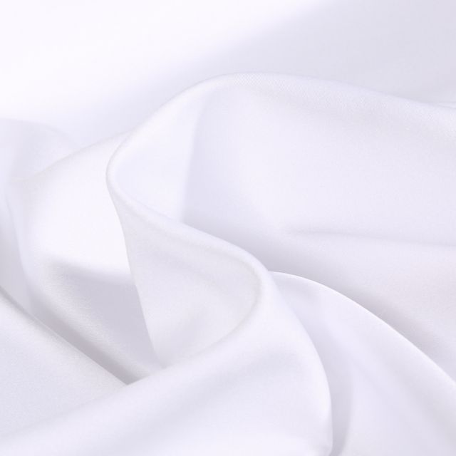 Tissu Micro Satin Royal toucher soie uni Blanc