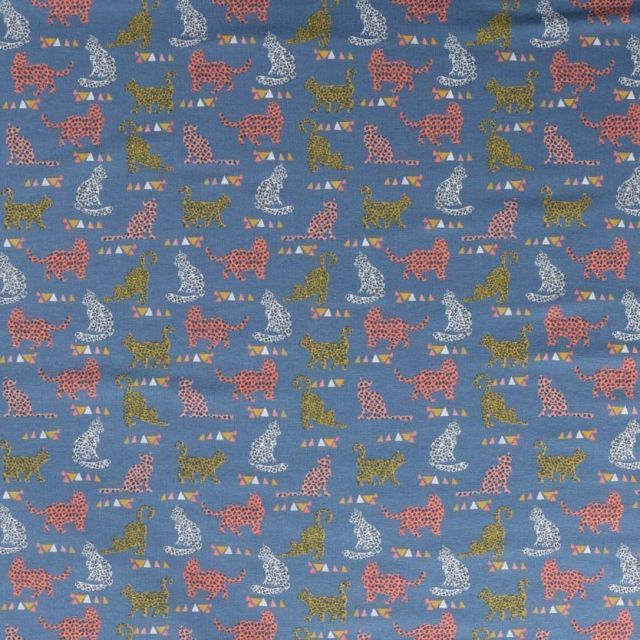 Tissu Jersey coton Bio envers molletonné  Chats multicolore tachetés sur fond Bleu denim - Par 10 cm