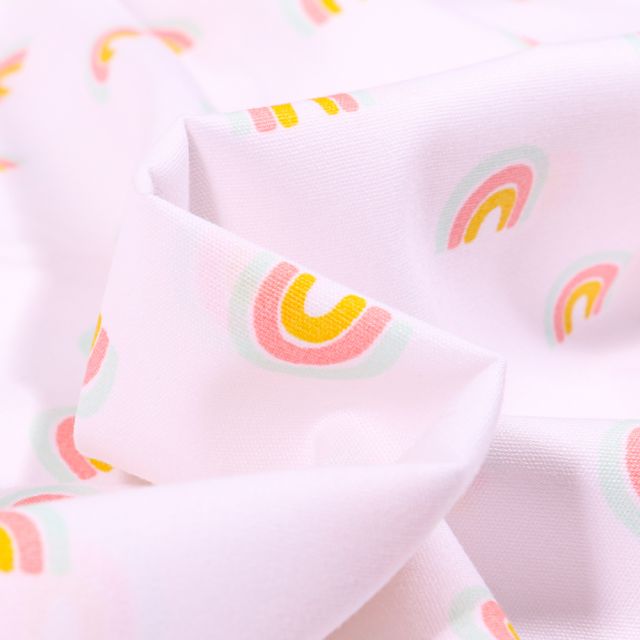 Tissu Coton imprimé LittleBird Joli arc en ciel pastel sur fond Blanc