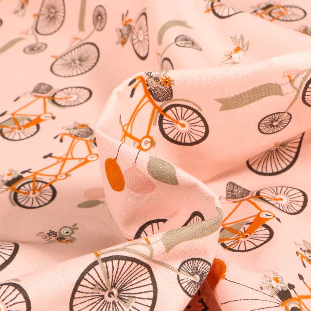 Tissu Coton imprimé Bio Happy cyclo sur fond Rose nude