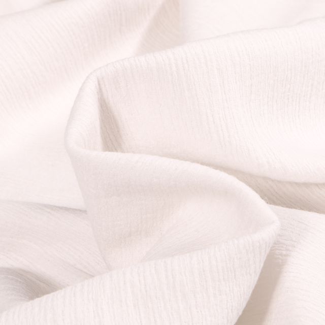 Tissu Voile de Coton Texturée strié sur fond Blanc
