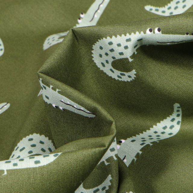 Tissu Coton imprimé LittleBird Crocodiles sur fond Vert