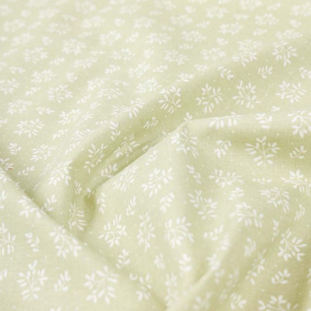 Tissu Coton imprimé fleurs fatima sur fond Vert