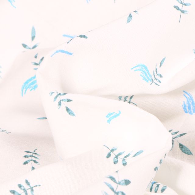 Tissu Coton imprimé Chally Feuilles au vent bleu sur fond Ecru