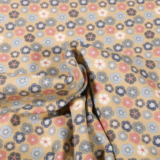Tissu Jersey Coton Bio Pensée colorée sur fond Jaune pastel - Par 10 cm
