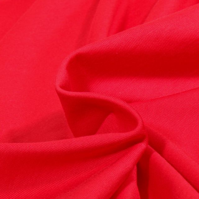 Tissu Jersey Coton uni Lèna sur fond Rouge