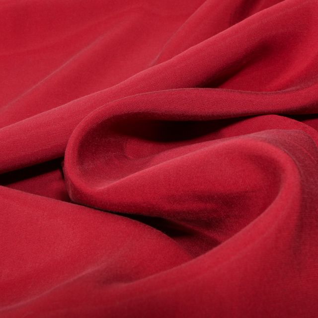 Tissu Viscose aspect soie uni Rouge