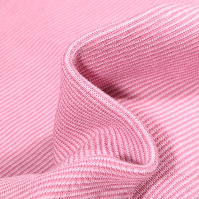 Tissu Bord côte Fines rayures rose sur fond Blanc