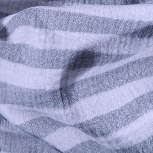 Tissu Double gaze Rayures grises clair sur fond Blanc - Par 10 cm