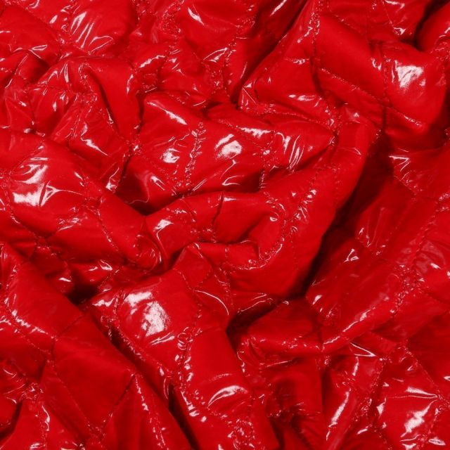 Tissu Doudoune matelassée Brillante sur fond Rouge - Par 10 cm